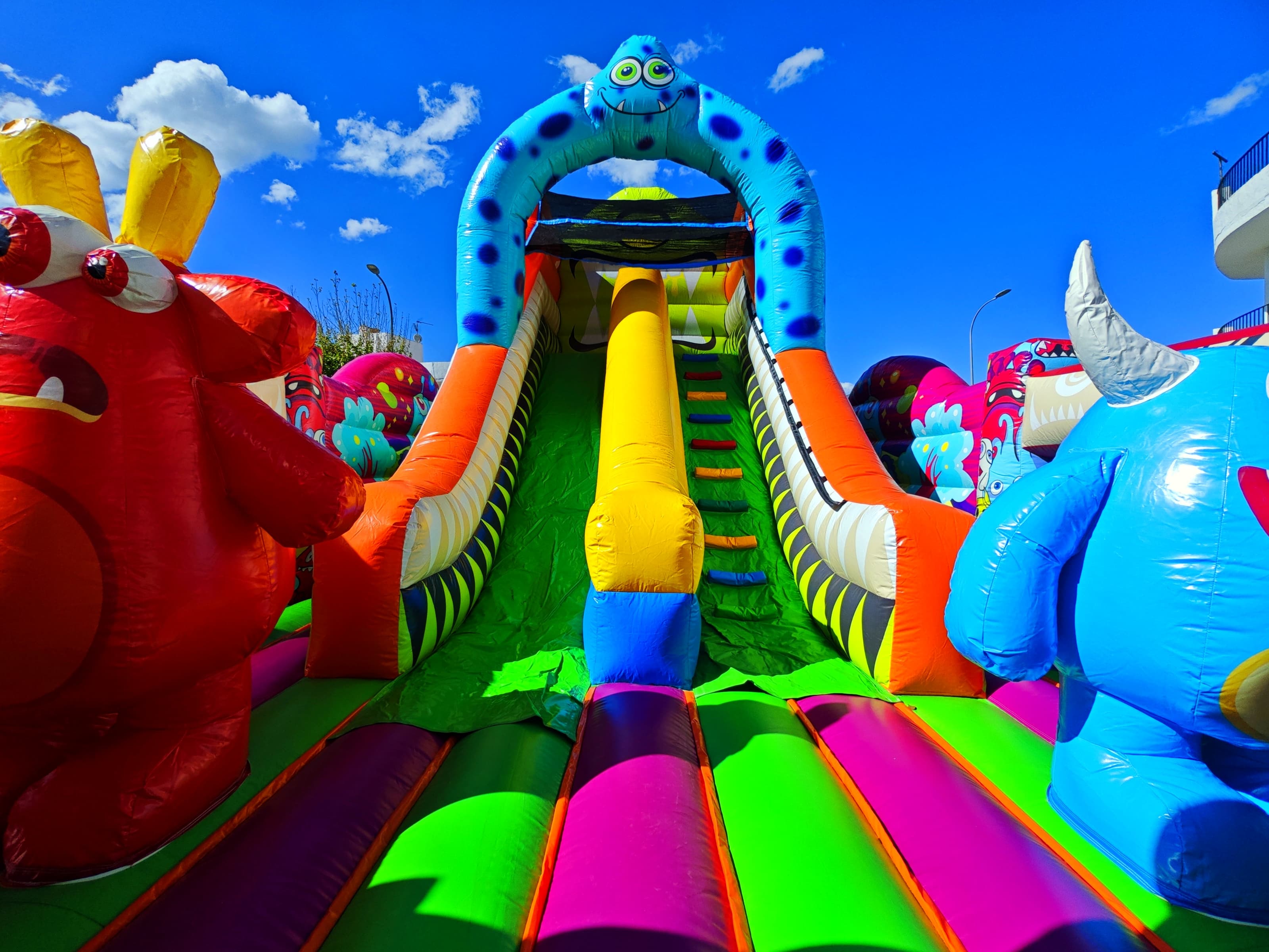 Alquiler de Castillos Hinchables website