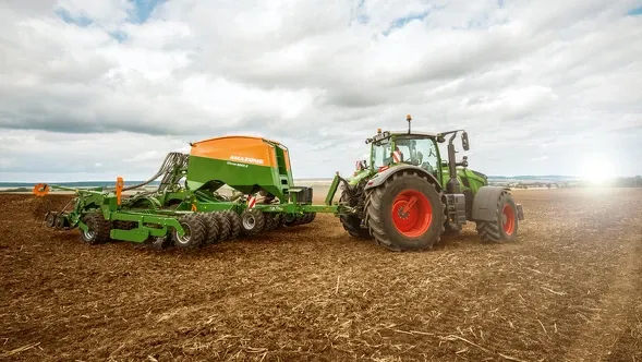 Alquiler tractor Fendt 726 Vario  website