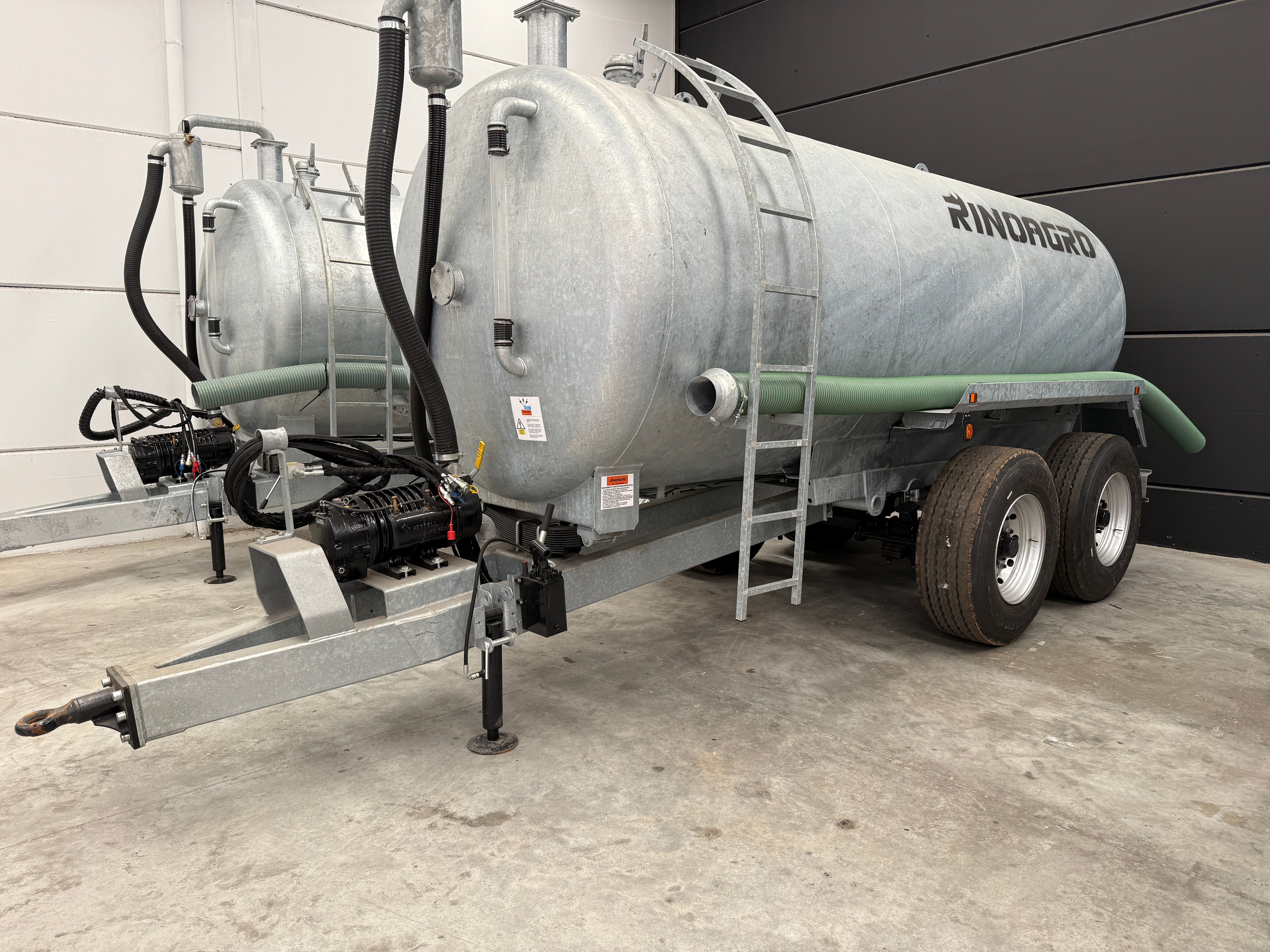 RENTING ALQUILER CON OPCION COMPRA CISTERNA 12000L EJE TANDEM website