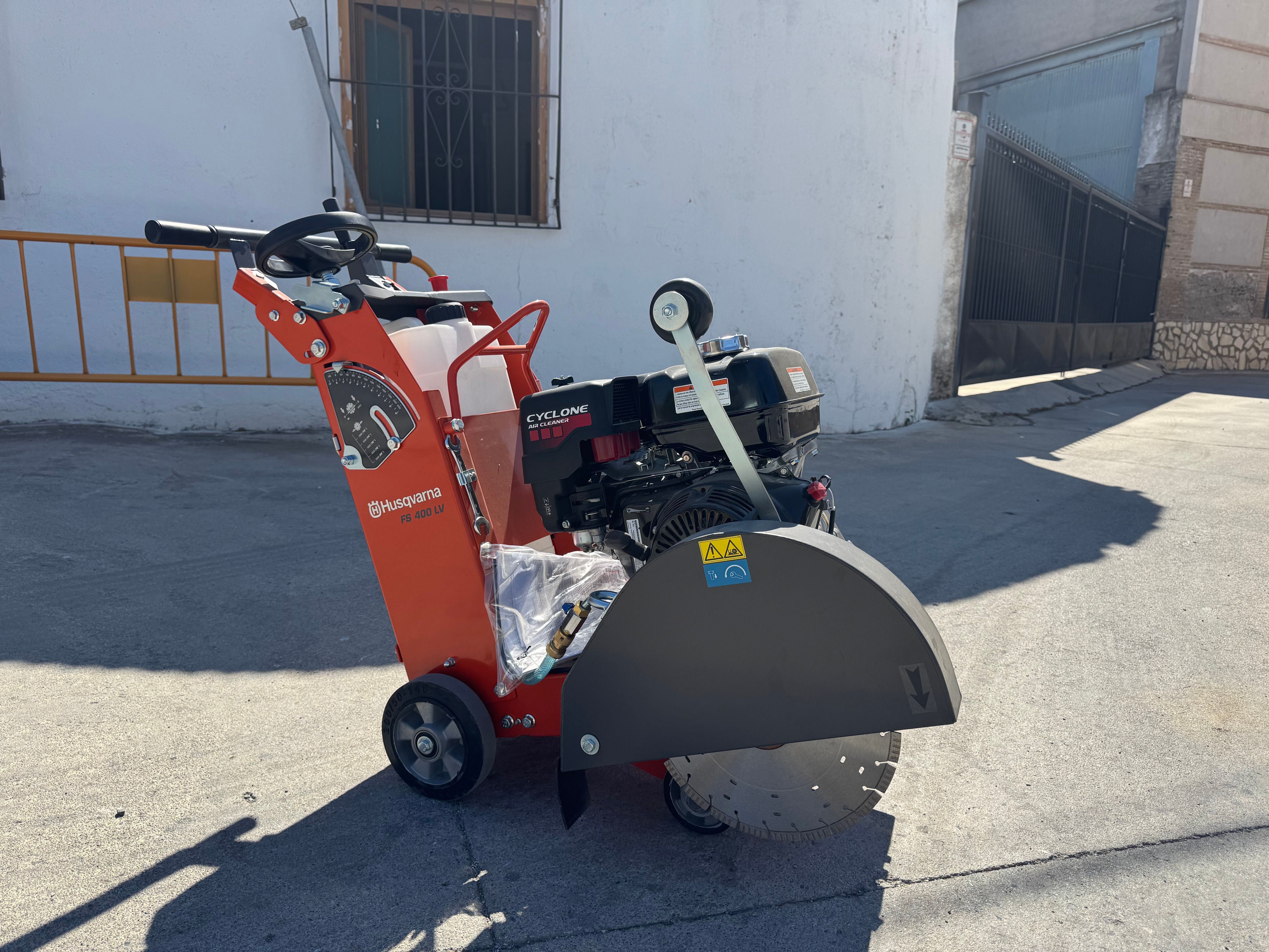 CORTADORA DE SUELO HUSQVARNA FS 400 LV website