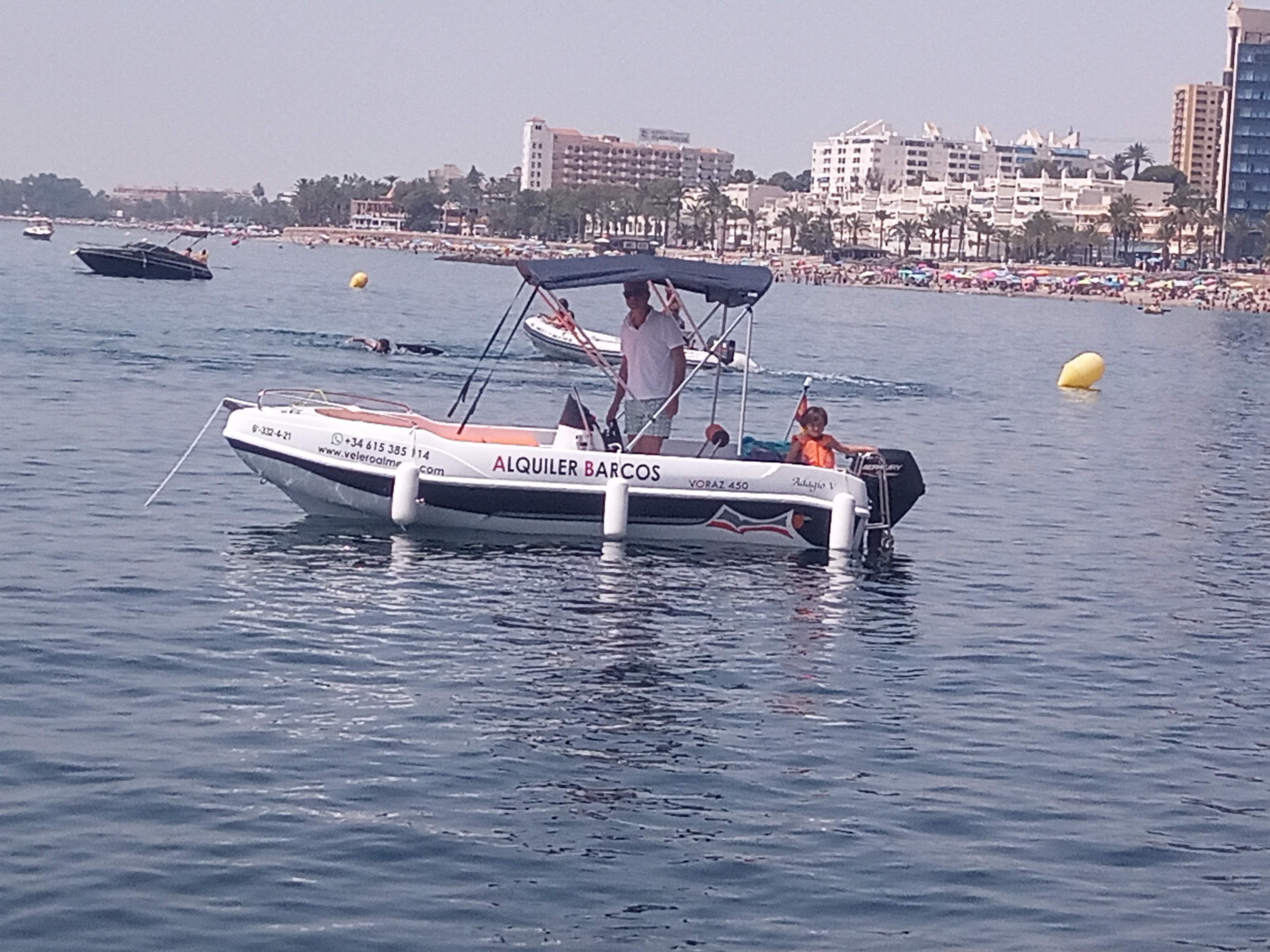 Alquiler de barco sin titulación en Almerimar  website