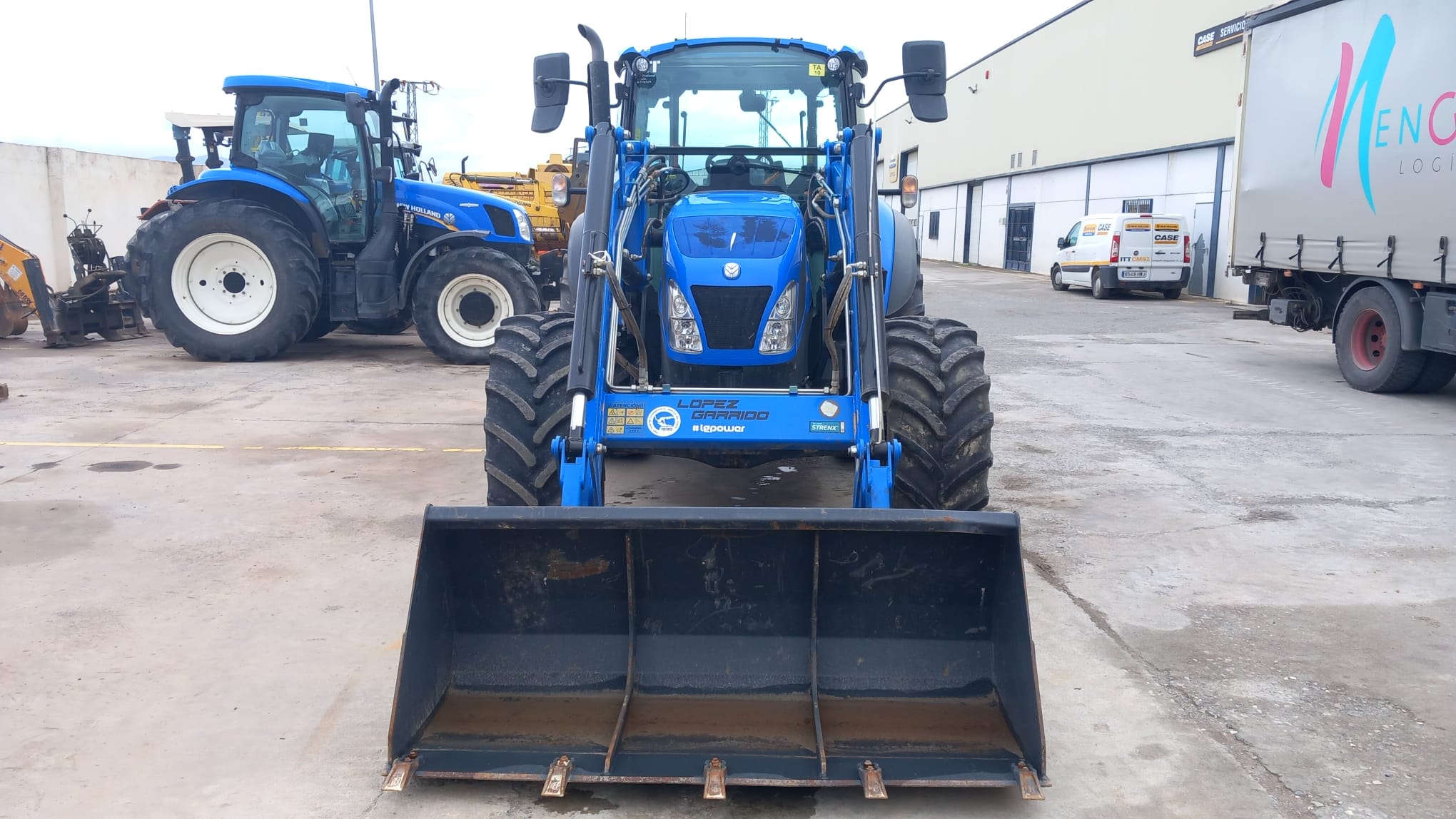 ALQUILER DE TRACTOR NEW HOLLAND T5115 15 GRANADA website