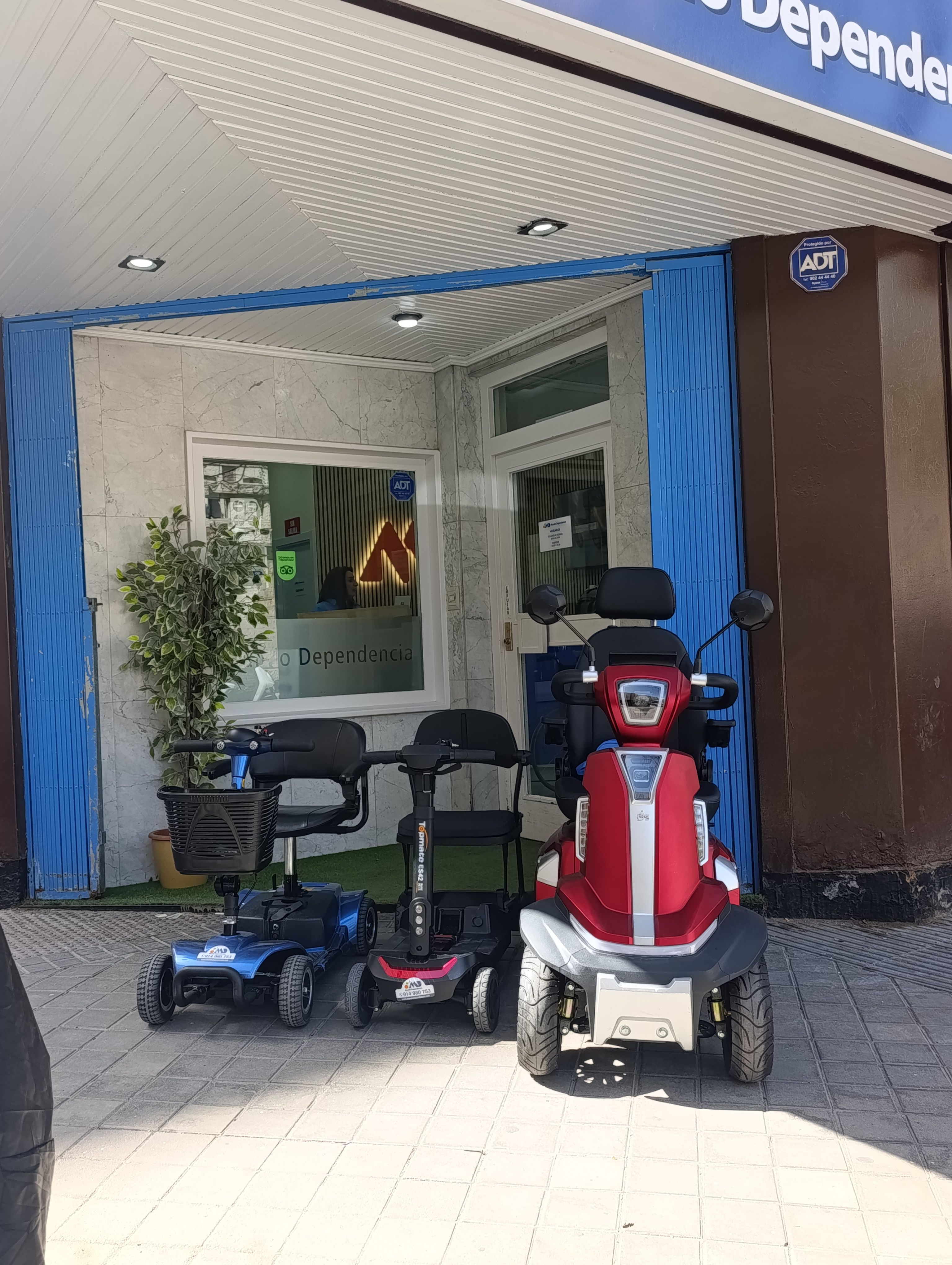 SCOOTER ELECTRICOS para Movilidad Reducida  website