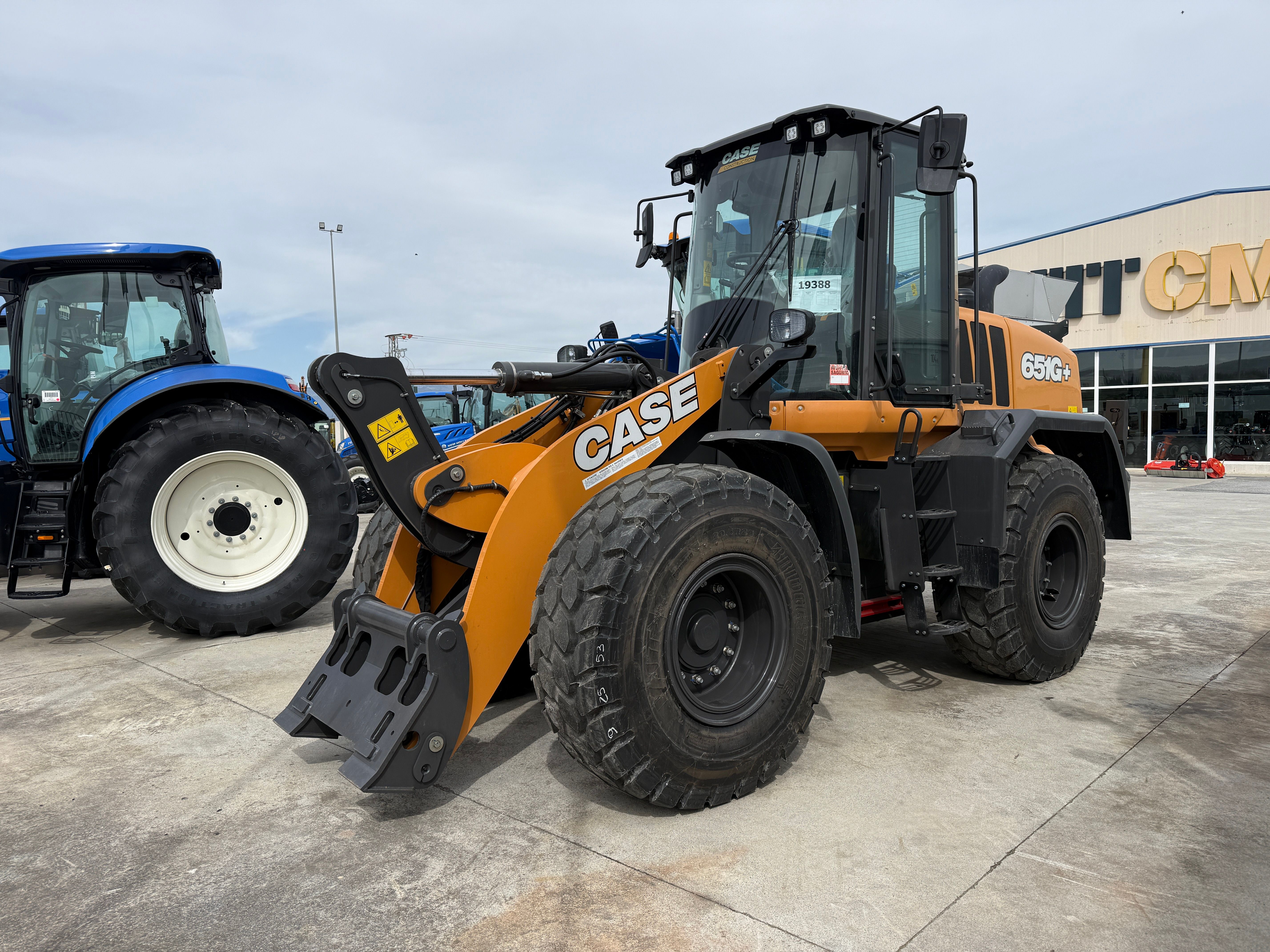 RENTING CARGADORA DE RUEDAS CASE 651G PLUS website