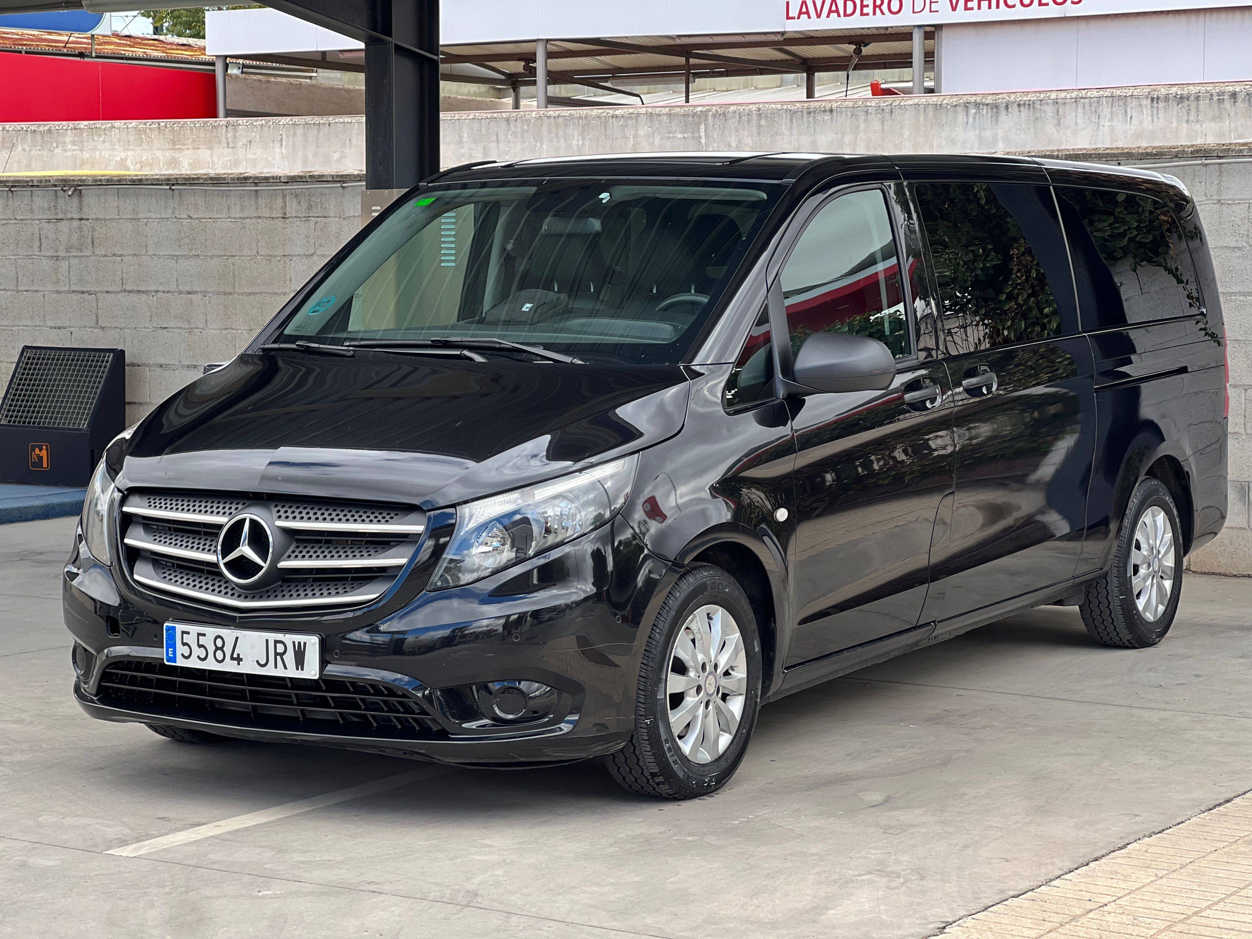 Alquiler Mercedes Benz website