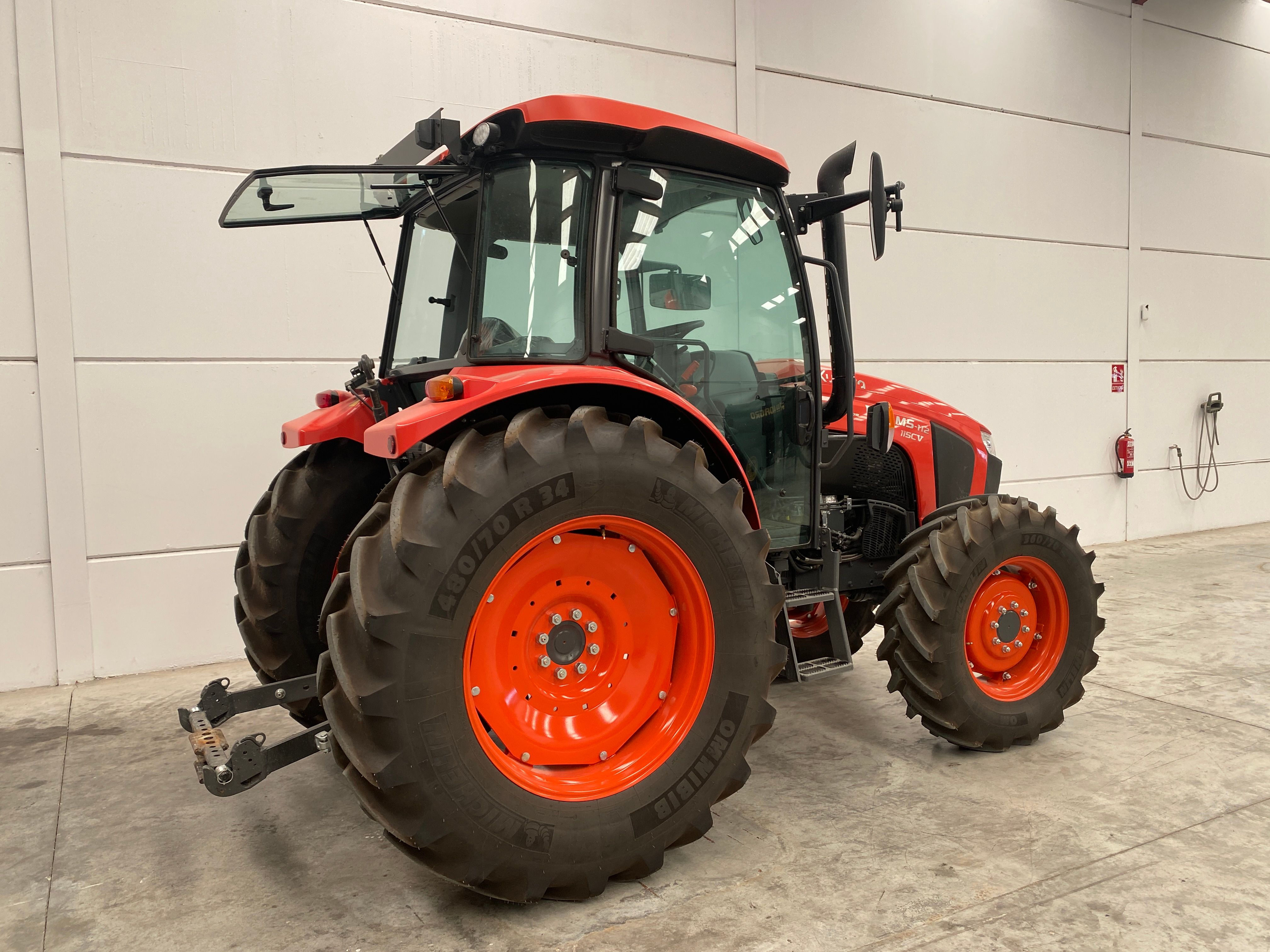 Alquiler Tractor Kubota M5 112 en Granada  website
