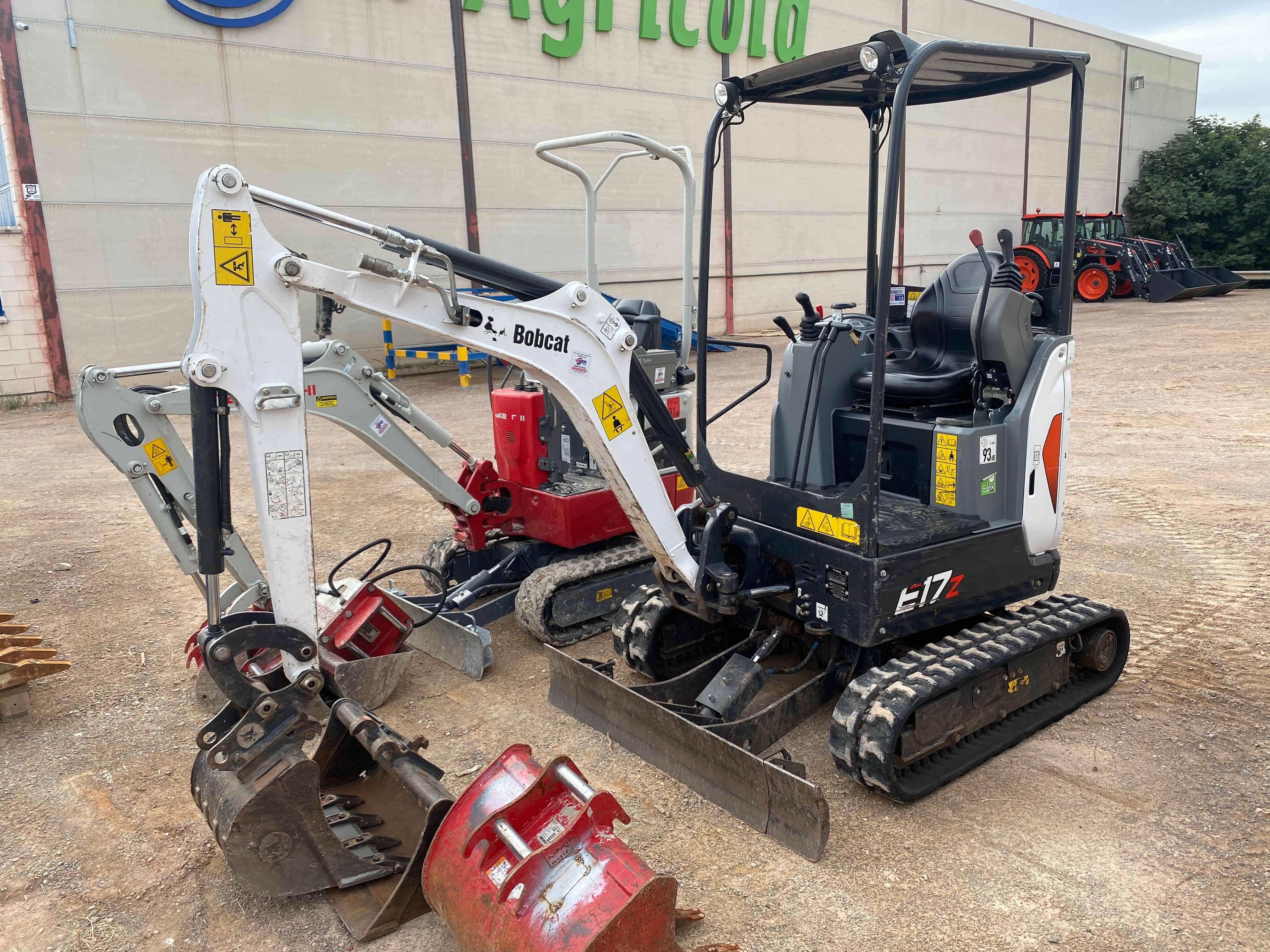 Alquiler de Mini Excavadora Bobcat Málaga website