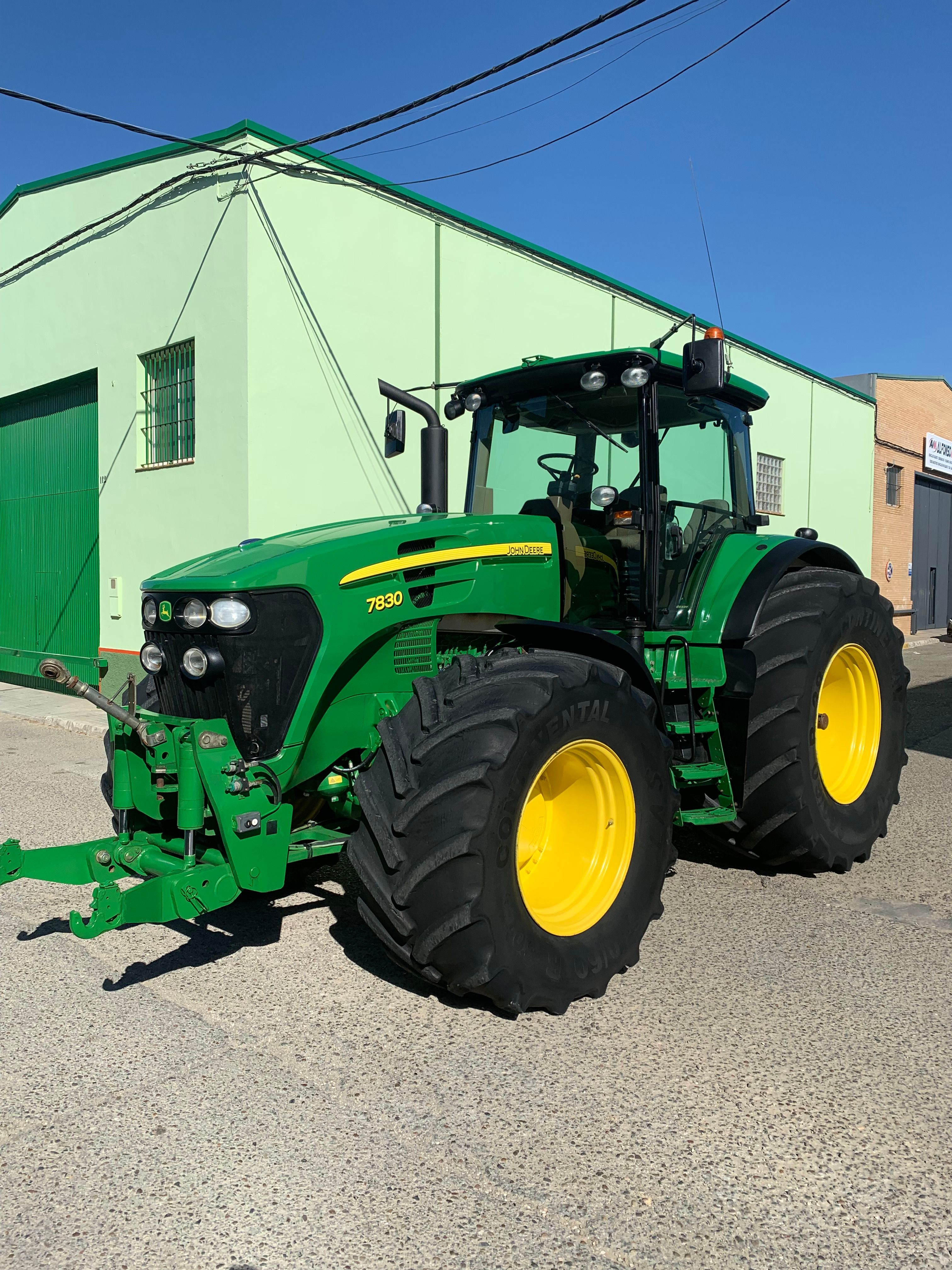 Alquiler John Deere 7830 AutoPower en Tordecillas website