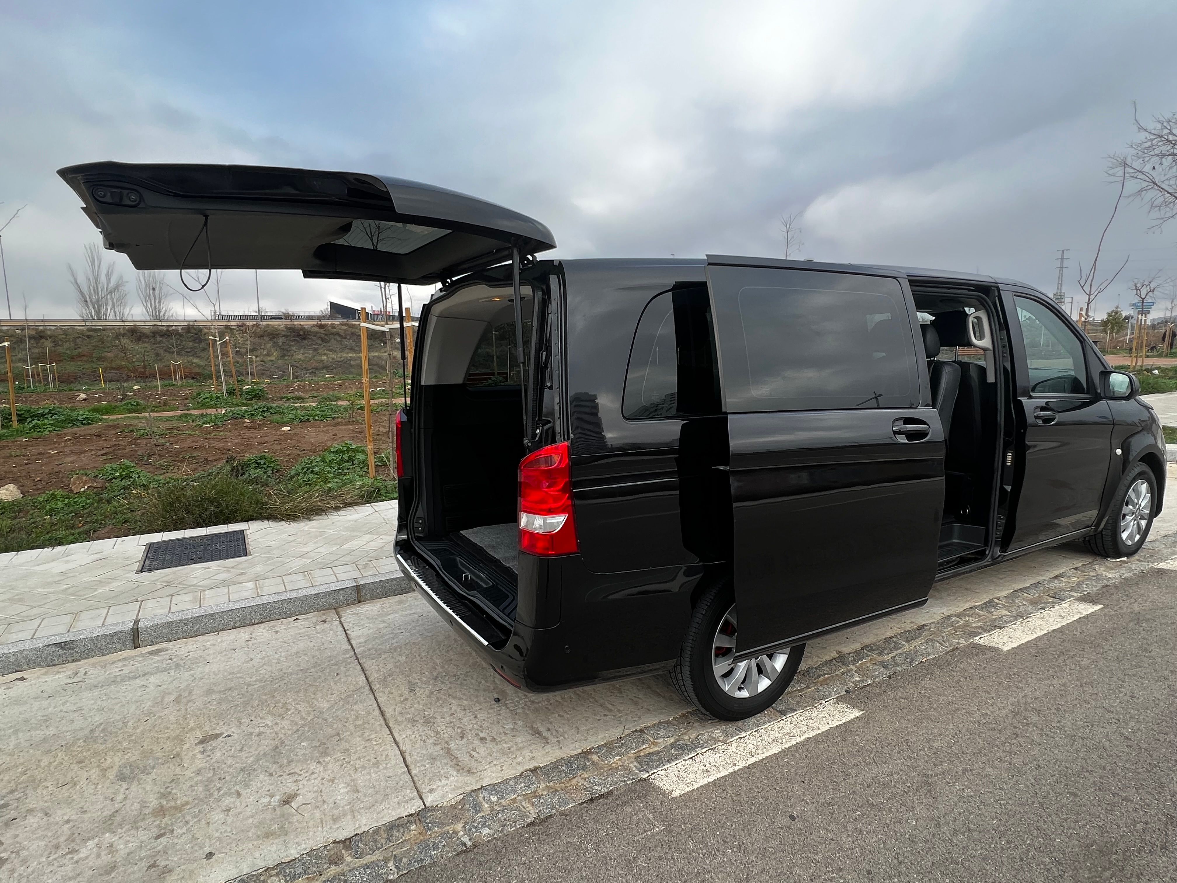 Alquiler Mercedes Vito Tourer 9plazas website