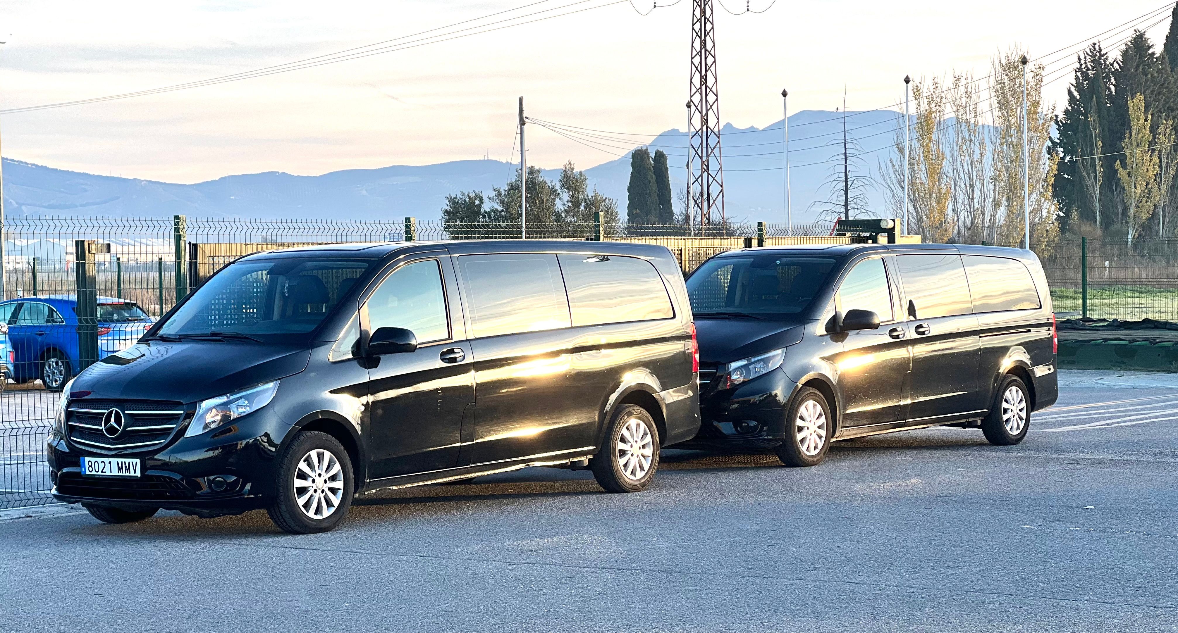 Servicio de transporte de personas con chofer y furgoneta 24h website