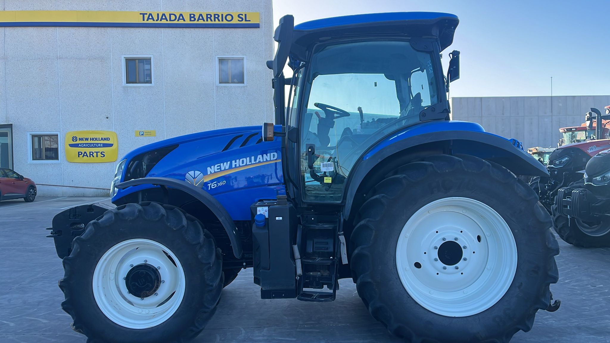 ALQUILER NEW HOLLAND T6 160 EN MADRID  website