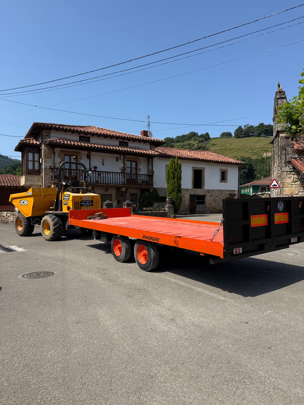 Alquiler de Plataforma  Portamaquinaria en Cantabria website