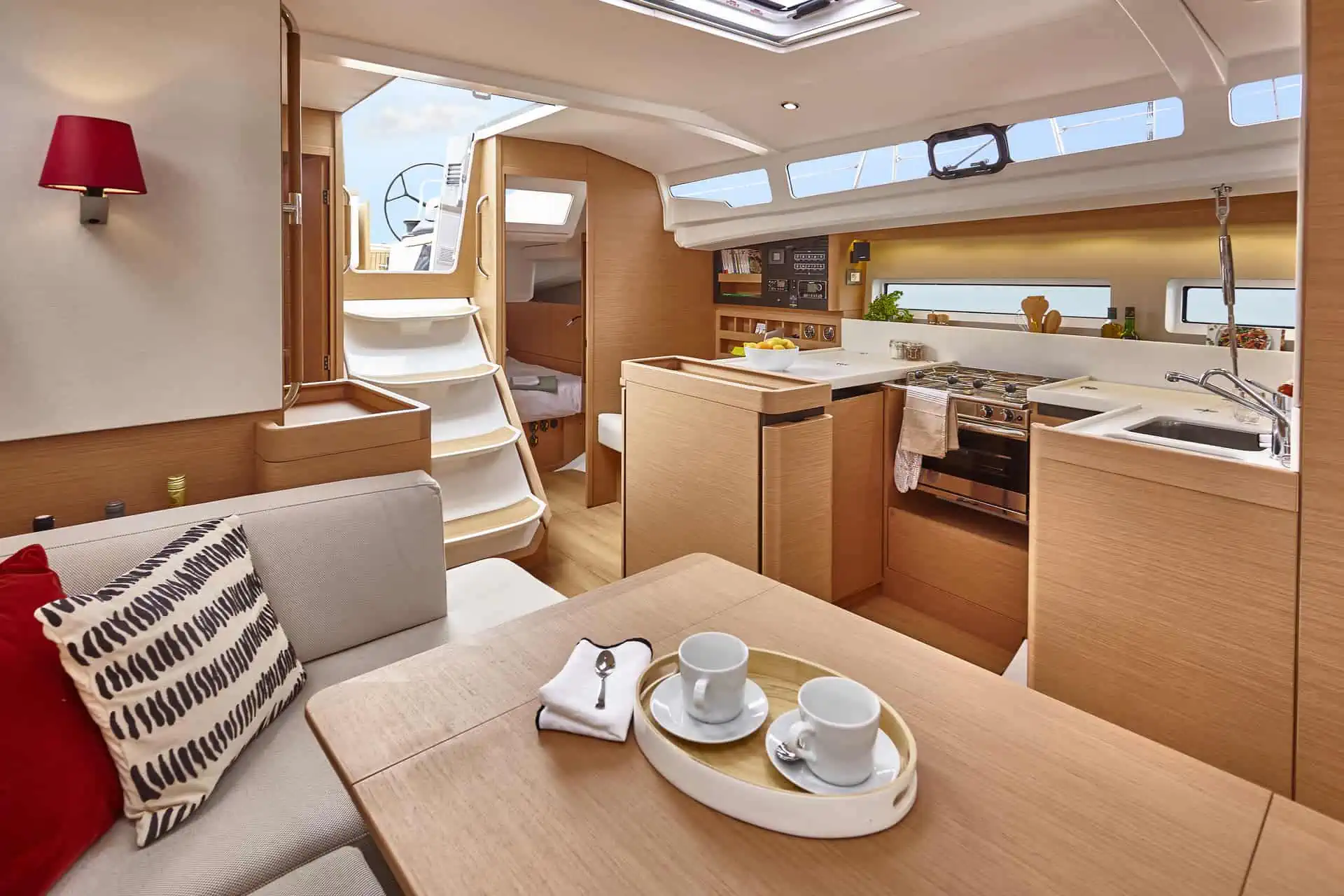 ALQUILER BARCO VELERO Sun Odyssey 440. Majadero website