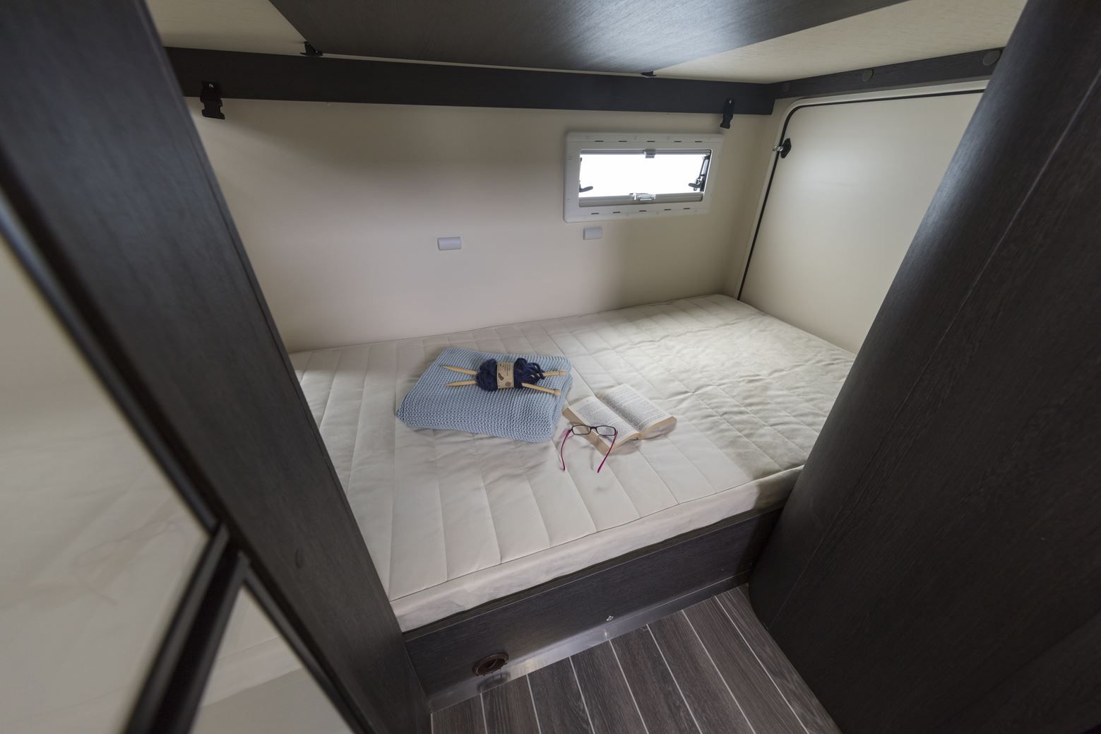 ALQUILER AUTOCARAVANA 7 PLAZAS ROLLER TEAM 277M EN LLEIDA website