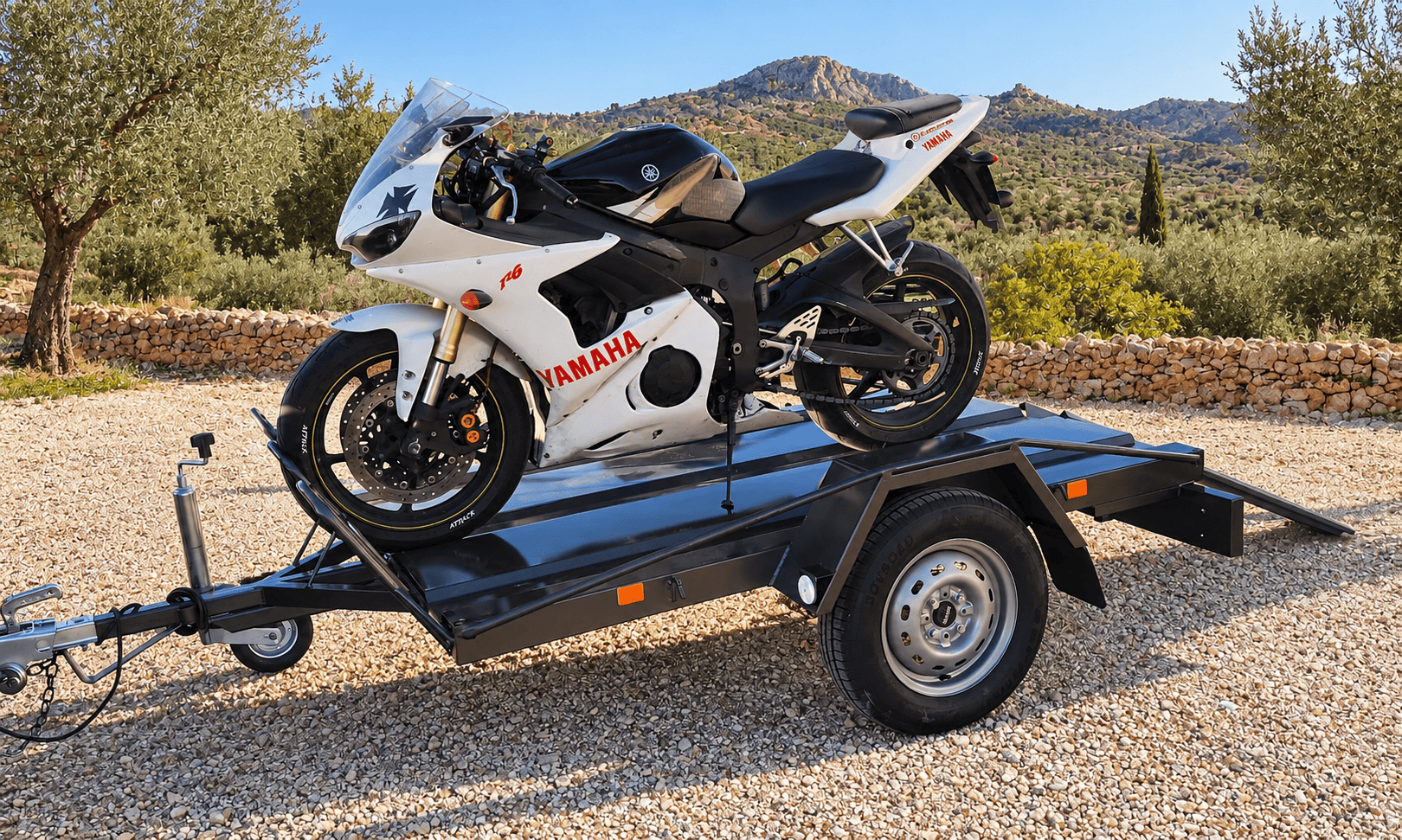 Alquiler remolques para motos, bicicletas y barcos en Sax website